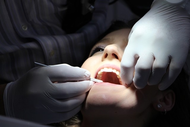 Una diabetes mal controlada incrementa un 2, 9 la posibilidad de padecer periodontitis
