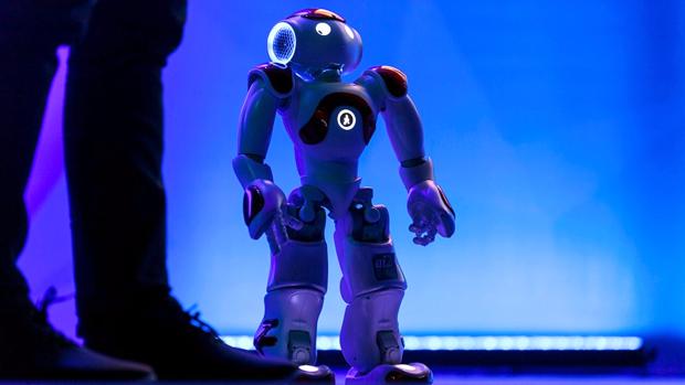 Así es el primer robot humanoide con diabetes que asesora a los niños sobre la enfermedad