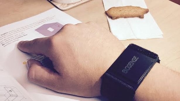 B-My Watch: Brazalete para monitorizar glucosa, en desarrollo.