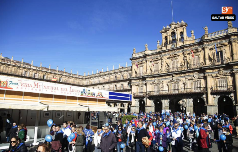 Multitudinaria marcha muestra la cara solidaria de Salamanca con la diabetes