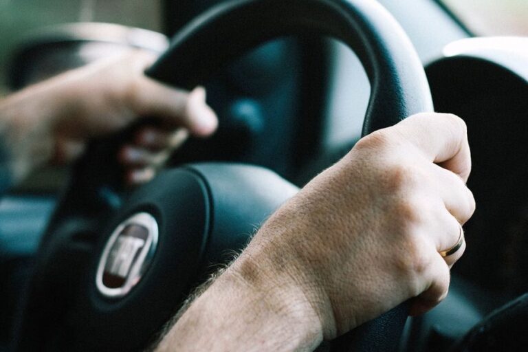 ¿Cuándo es seguro manejar (conducir) si se tiene diabetes tipo 1?