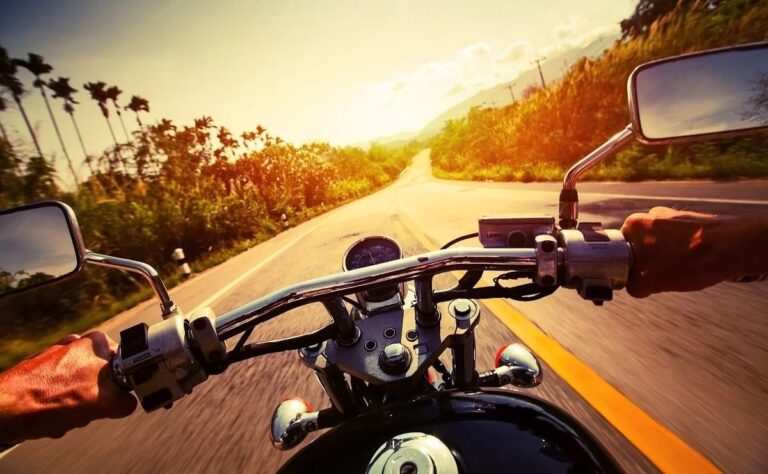 Viajar en moto, que hacer