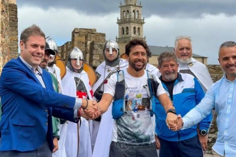 El deportista Alejandro Samper sigue su ruta contra la diabetes de camino a Santiago